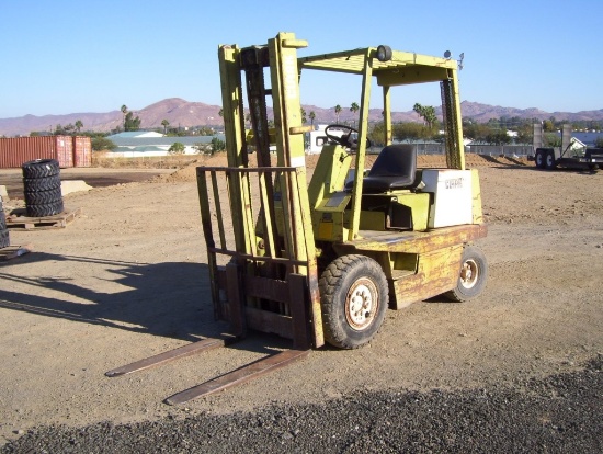 Clark C300Y40 Construction Forklift,