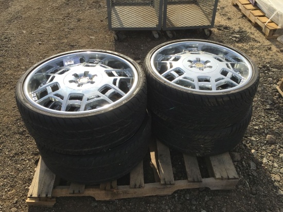 Pallet of (4) 245/307R22 Tires & Rims,