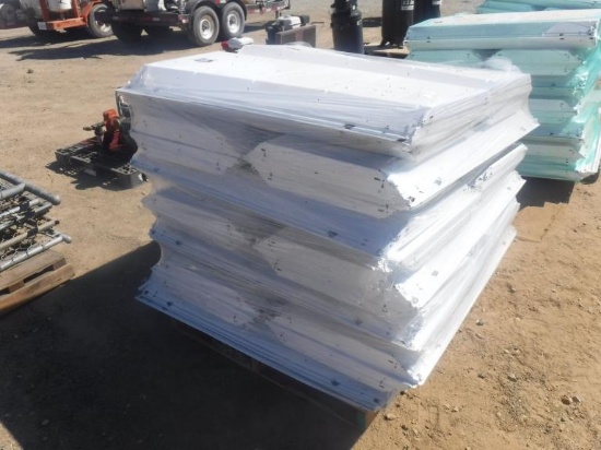 Pallet of (28) Fluorescent Light Fixtures.