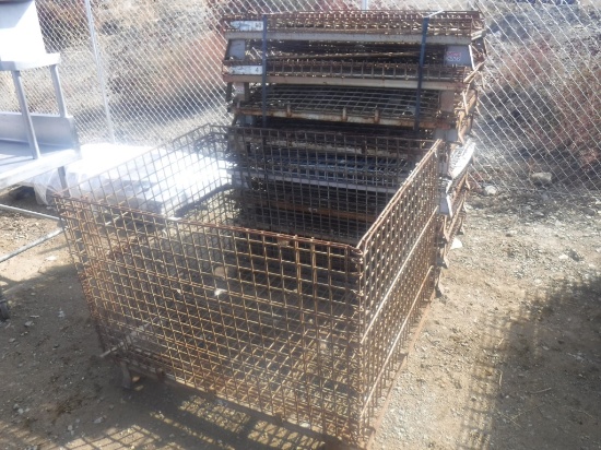Pallet of 47" x 40" x 36' Econotainers Foldable