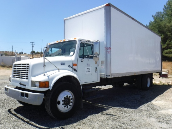 International 4700 Van Truck,