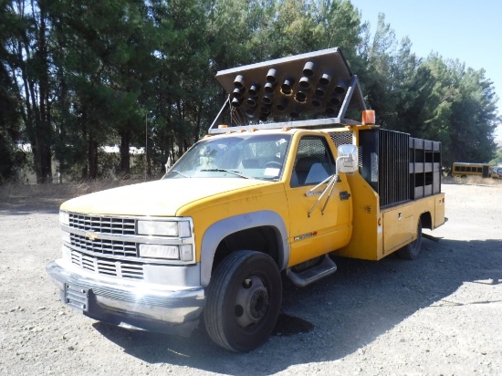 GMC 3500HD Service Truck,