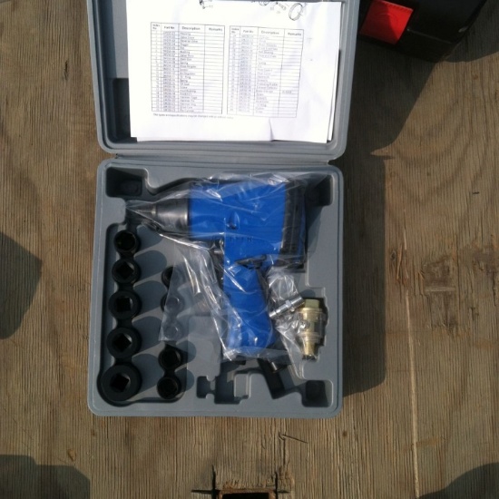 Unused 2020 1/2" Drive Pneumatic Impact Wrench Kit