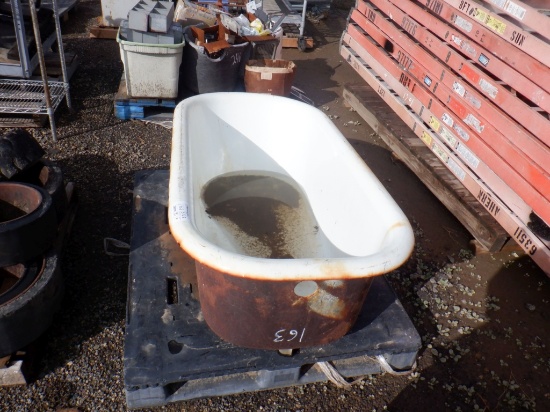 30" x 60" x 20" Cast Iron Bath Tub