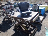 Multiquip 2500# Hydraulic Lift Table,
