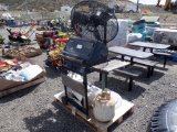(2) 5-Gallon Propane Tanks, Shop Light,
