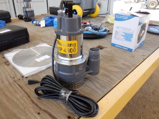 Unused 2021 Mustang MP4800 2" Submersible Pump,