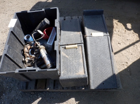 (2) Plastic Car Ramps,