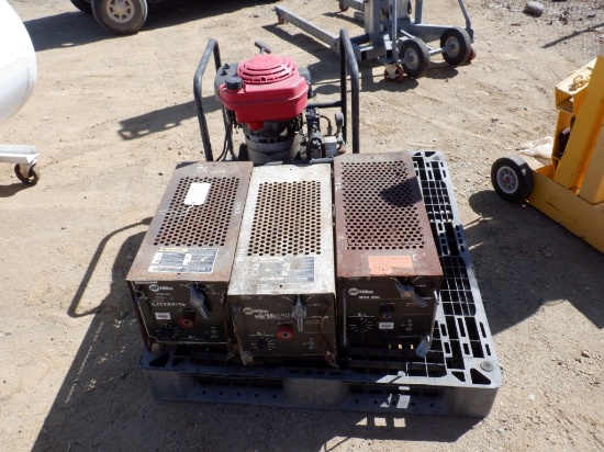 Honda 5.5 Gas-Powered Hydraulic Pump,