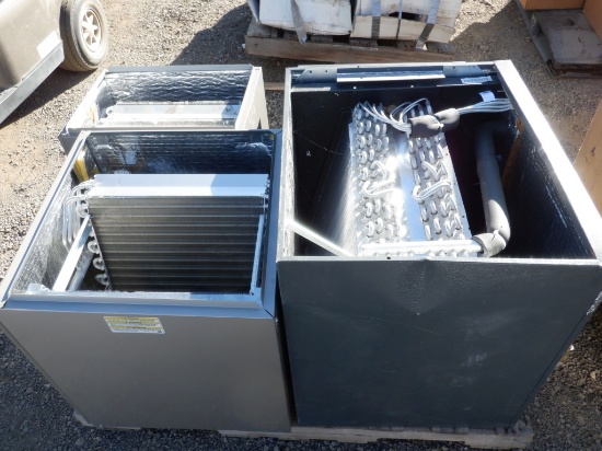Pallet of (4) Lennox HVAC Units.