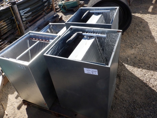 Pallet of (4) Lennox HVAC Units.