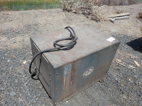Miller SRH333 ARC Welder,