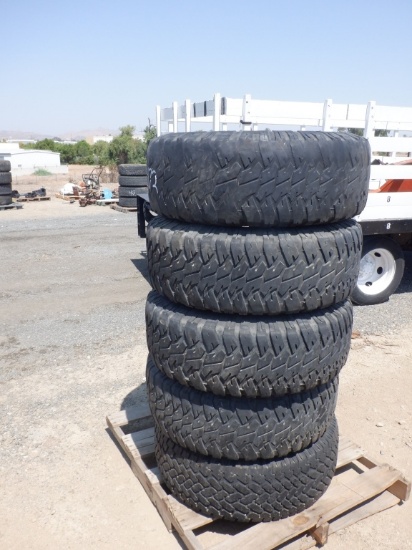 (5) Goodyear Wrangler MT LT315/75R16 Tires