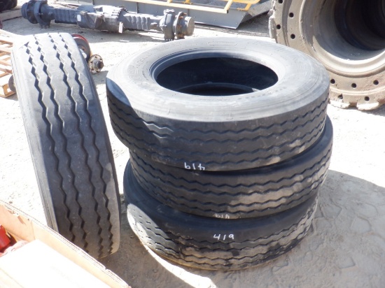 Bridgestone 295/75R22.5 Tire,