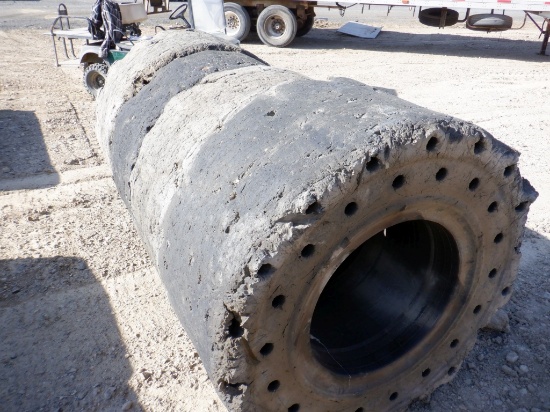 (4) Tong Yong 23.5-25/19.5 Solid Tires,