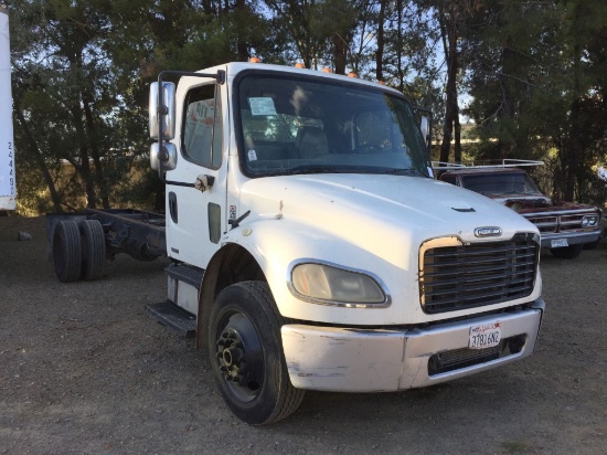 Freightliner Business Class M2 Cab & Chassis,