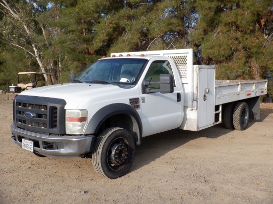Ford F550 Flatbed Truck,