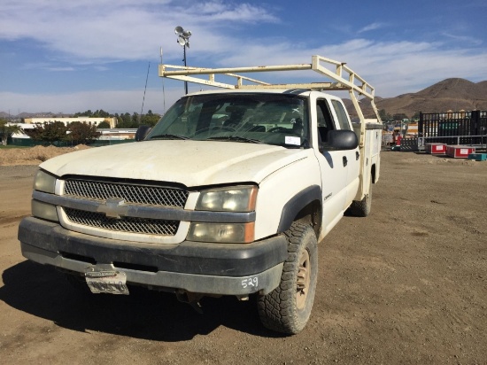 Chevrolet 2500HD Silverado Crew Cab Service Truck,