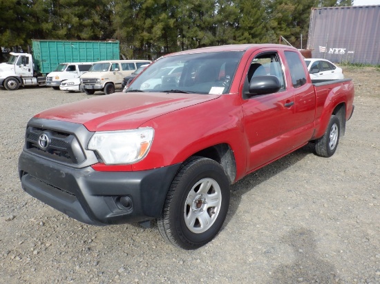 2014 Toyota Tacoma Extended Cab Pickup,