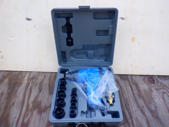 Unused 1/2" SO Drive Pneumatic Impact Wrench Kit.