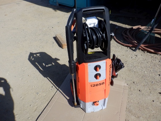 Unused Mustang 2050 Pressure Washer,