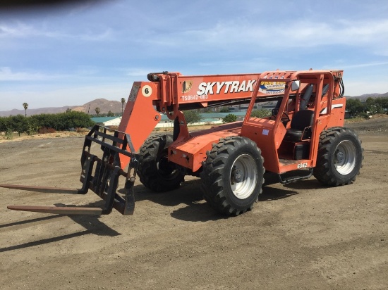 SkyTrak 6042 Forward Reach Forklift,