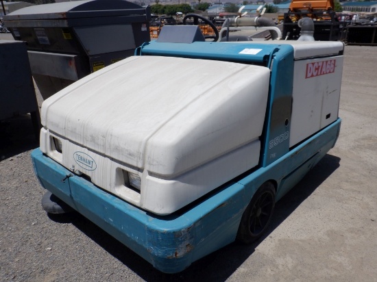 2002 Tennant 6500 Parking Lot Sweeper,