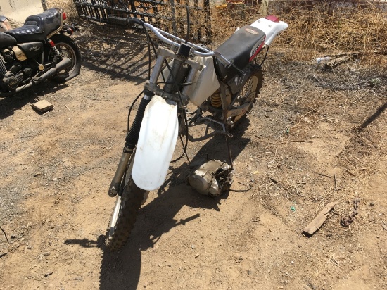 Honda XR250R Dirt Bike,