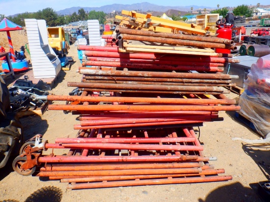 Pallet of Misc Scaffolding.