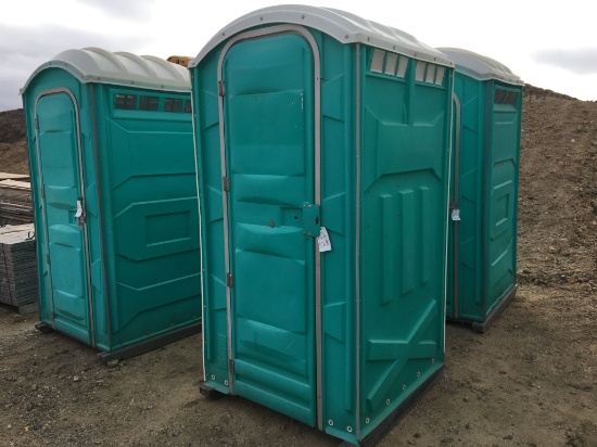 43" x 44" Port-A-Potty.