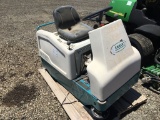 Tennant 6100 Parking Lot Sweeper,