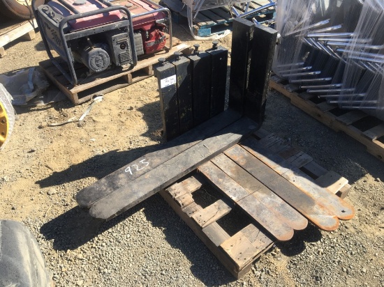 Pair of 36", 40" & 44in Forks.