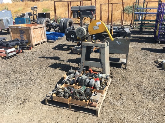 Thackaberry Metal Cutting Saw w/Stand,