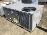 Carrier 48TCLA05A2S6A0A3A0 AC Unit.