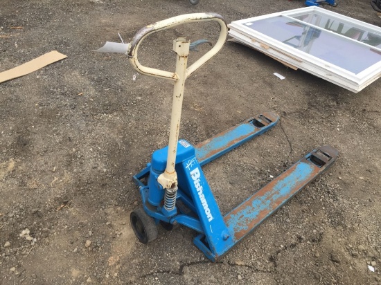 Bishamon 5500# Pallet Jack.
