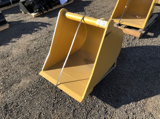 Unused 24in Wain Roy Style Bucket.