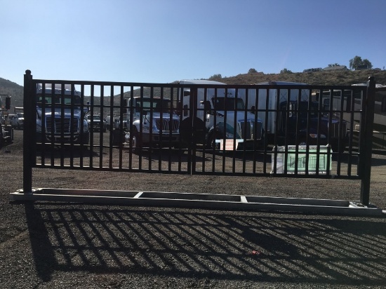 Unused Steelman 20ft Farm Metal Driveway Gate,