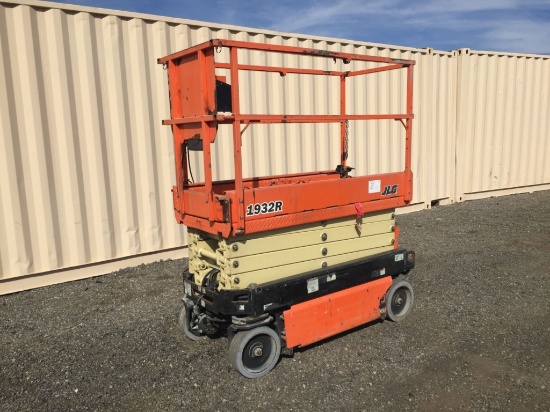 2019 JLG 1932R Scissor Lift,