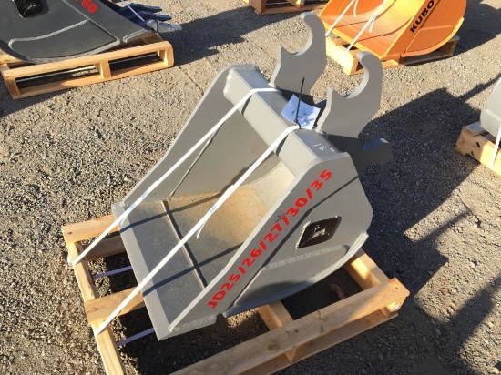 Unused 18in Bucket,