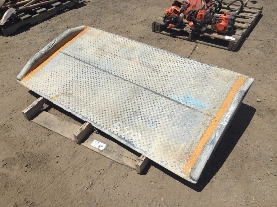3ft x 5ft Diamond Plate Ramp.