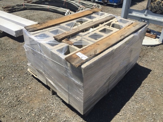 Pallet of Misc 8in x 16in Concrete Blocks.