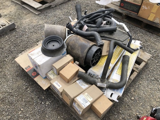 Pallet of Misc Truck/Car Parts.