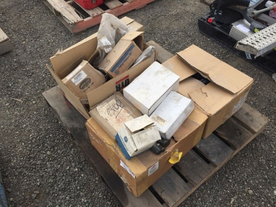 Pallet of Misc Truck/Car Parts.