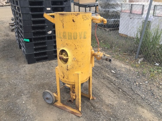 Sand Blast Tank.
