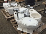 (2) Pallets of (6) Misc Toilets & (2) Misc Tanks.