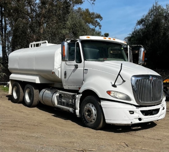 2014 International 4000 Gallon Water Truck,