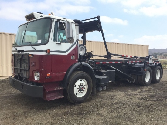 2008 Auto Car Xpeditor Roll Off Truck,
