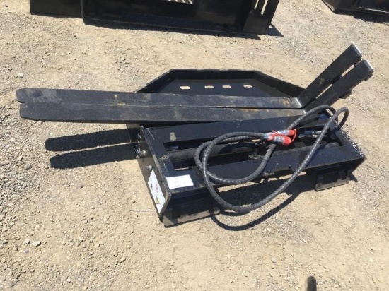 Unused GIYI Side Shift Fork Attachment w/60in