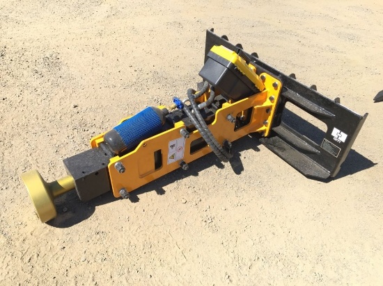 Unused GIYI 680 Post Driver Attachment,