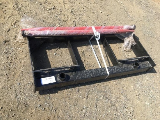 Unused GIYI 47in Bale Fork Attachment w/Carriage,